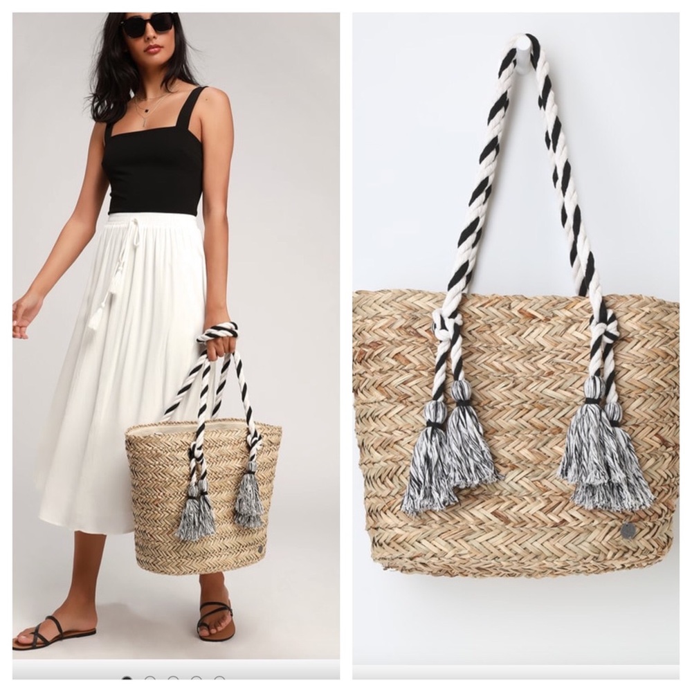 Billabong Natural Woven Tassel Tote Bag. NEW